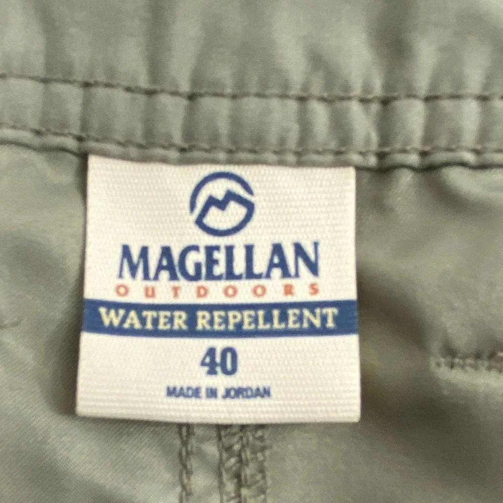Magellan Cargo Shorts Mens 40 Water Repellent Olive Green Hiking Outdoor Utility